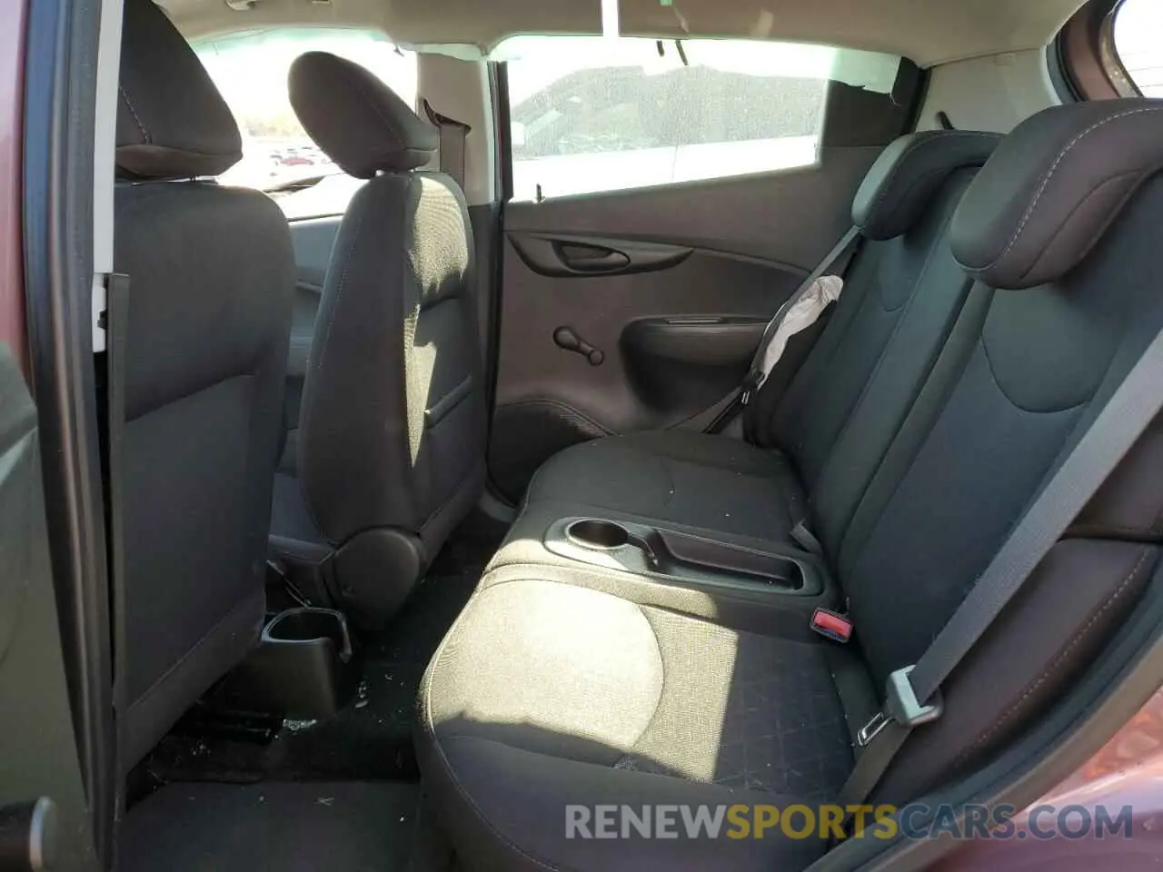 10 Photograph of a damaged car KL8CB6SA1LC400144 CHEVROLET SPARK 2020