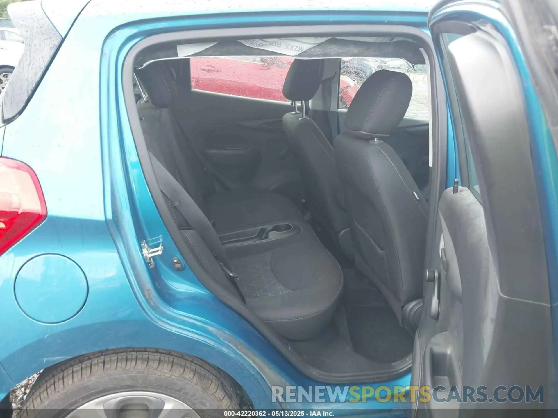 8 Photograph of a damaged car KL8CB6SA1LC422662 CHEVROLET SPARK 2020