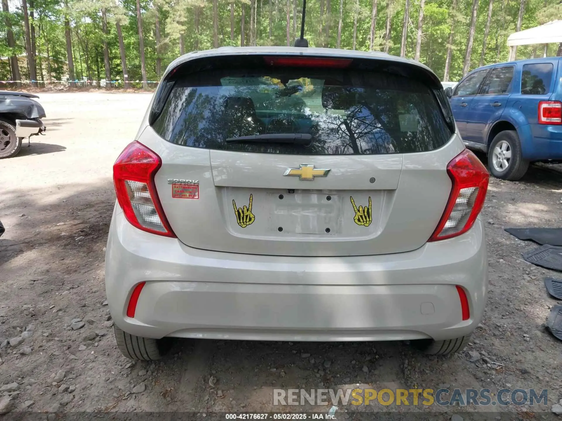 16 Photograph of a damaged car KL8CB6SA2LC408866 CHEVROLET SPARK 2020