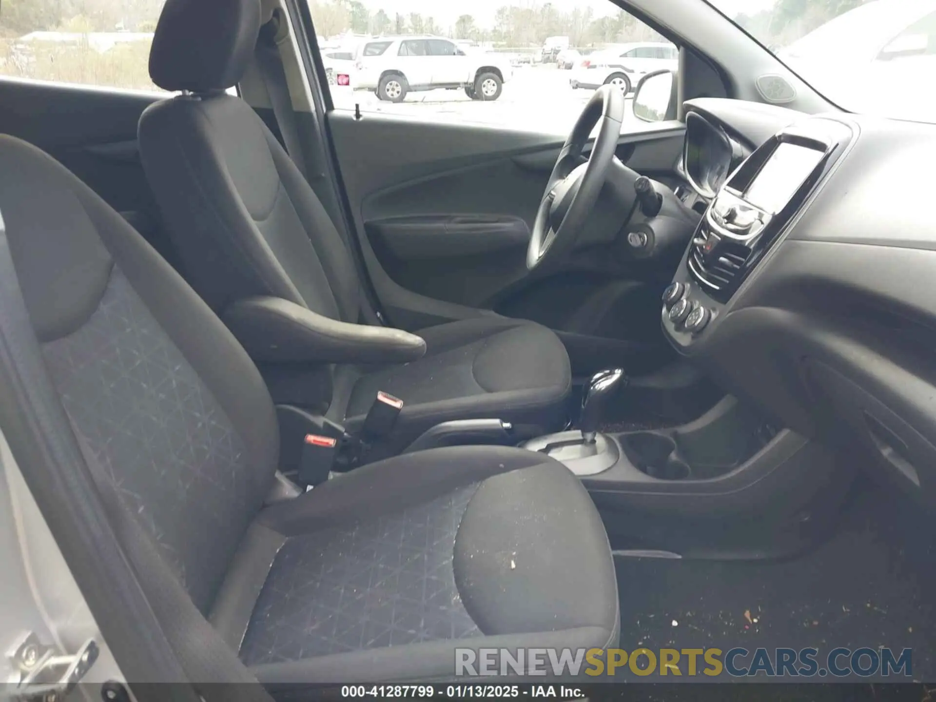5 Photograph of a damaged car KL8CB6SA2LC413324 CHEVROLET SPARK 2020