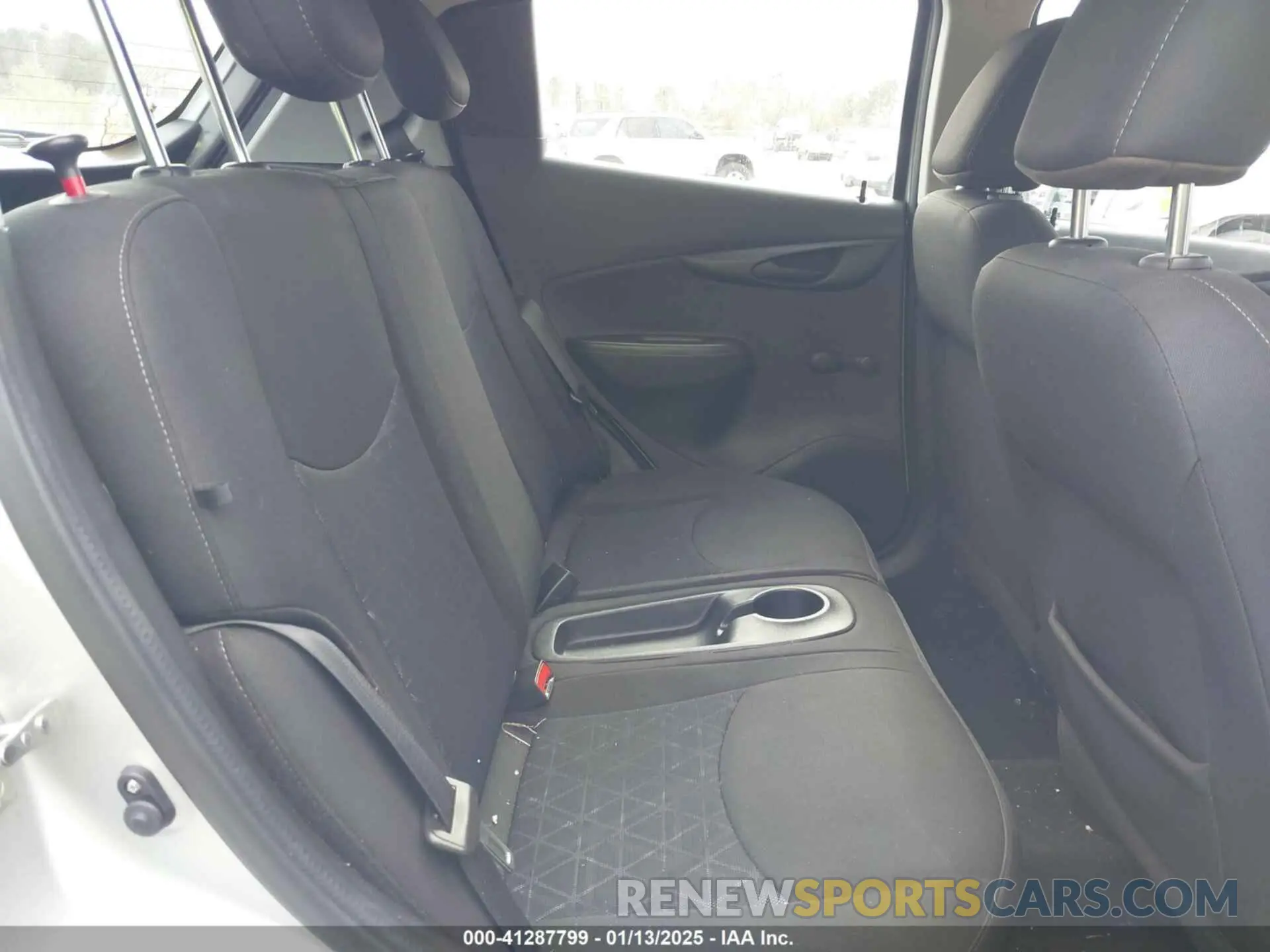 8 Photograph of a damaged car KL8CB6SA2LC413324 CHEVROLET SPARK 2020