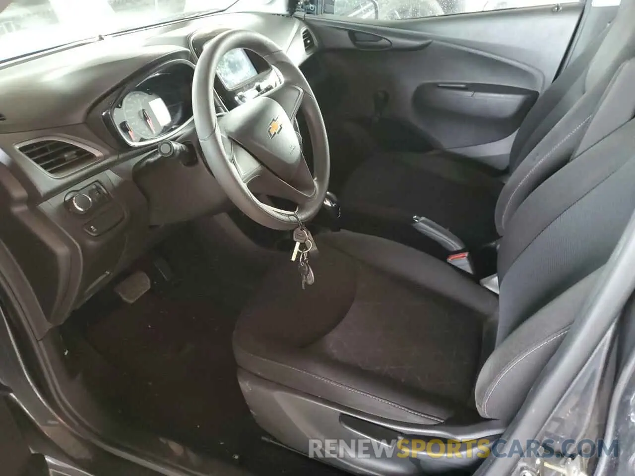 7 Photograph of a damaged car KL8CB6SA3LC400145 CHEVROLET SPARK 2020