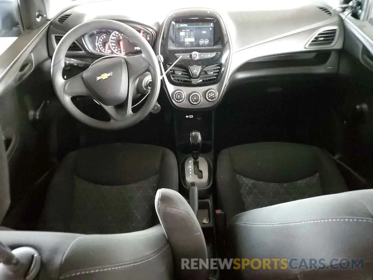8 Photograph of a damaged car KL8CB6SA3LC400145 CHEVROLET SPARK 2020