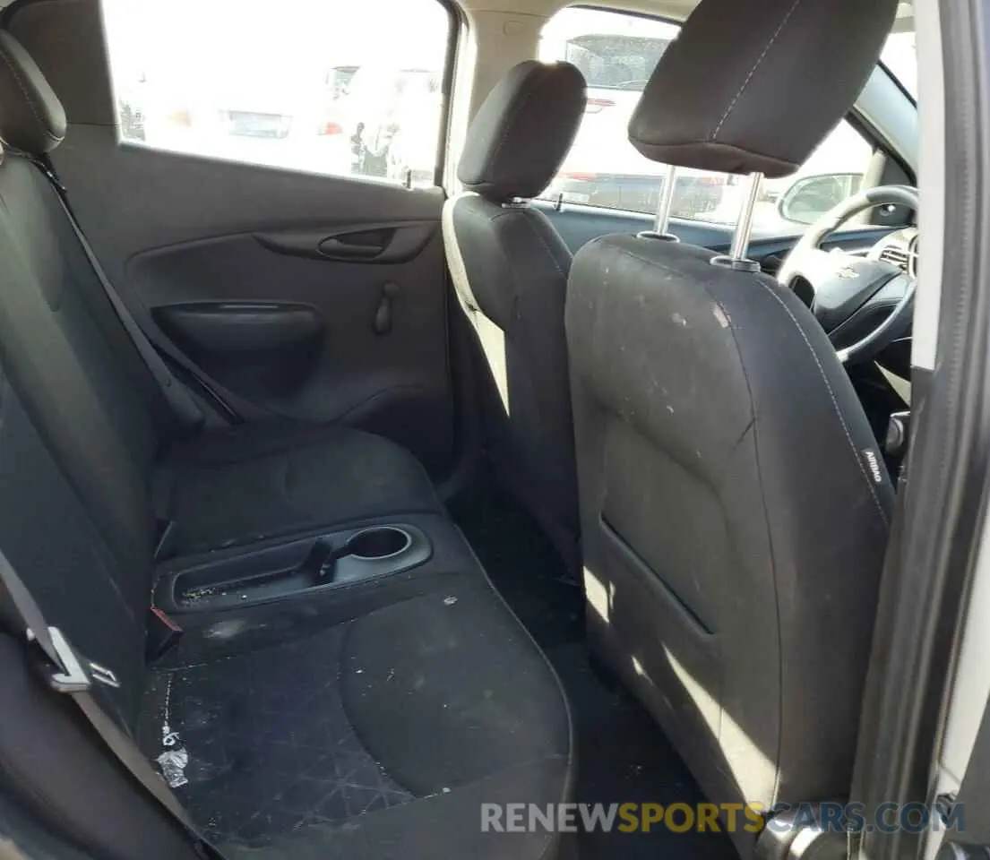 10 Photograph of a damaged car KL8CB6SA3LC421089 CHEVROLET SPARK 2020
