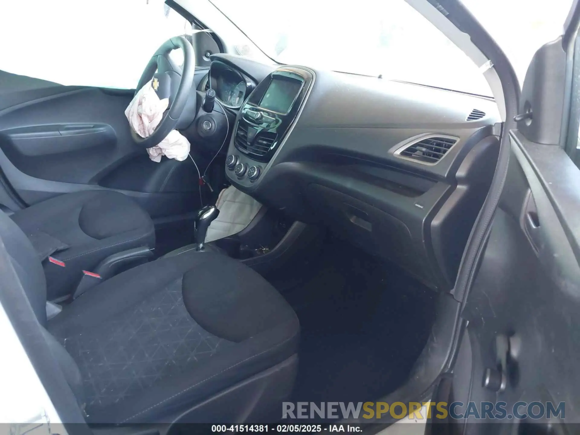 5 Photograph of a damaged car KL8CB6SA3LC446106 CHEVROLET SPARK 2020