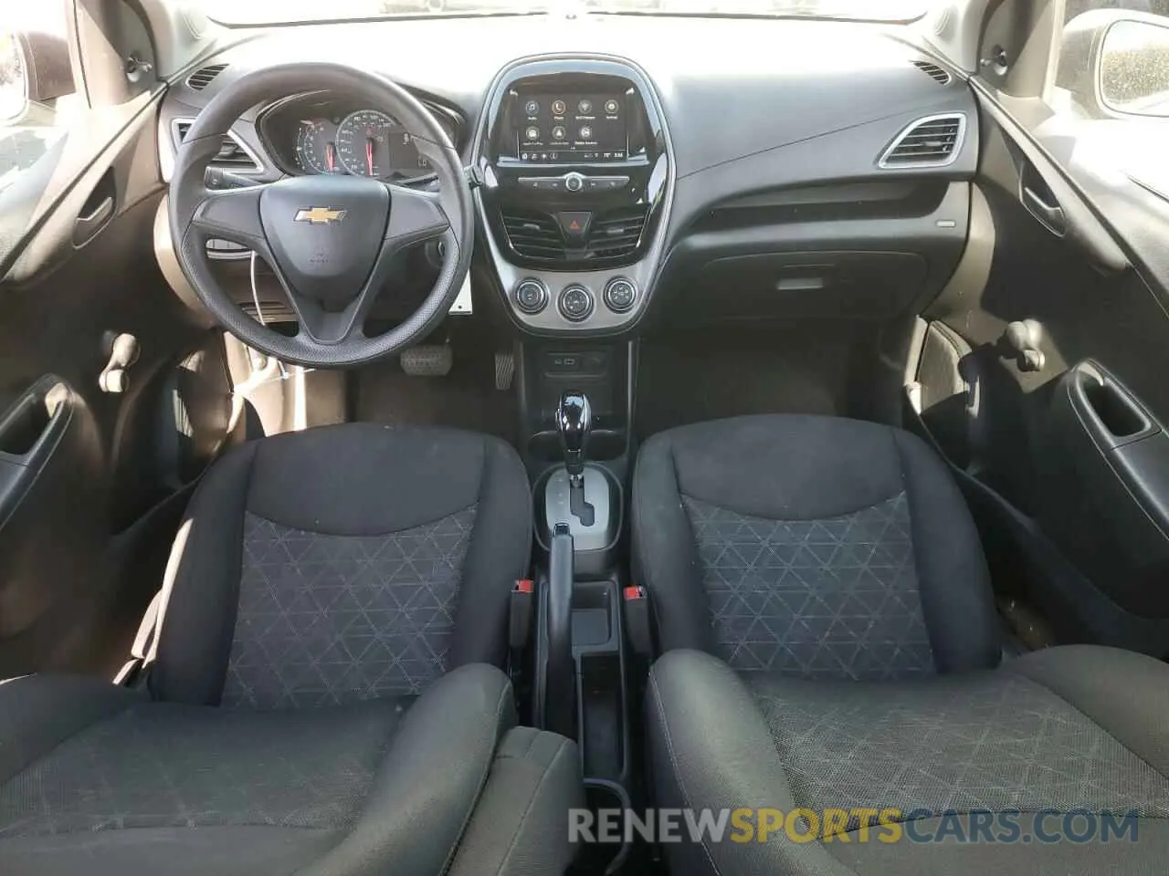8 Photograph of a damaged car KL8CB6SA3LC460331 CHEVROLET SPARK 2020