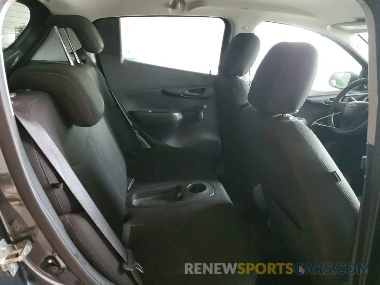 10 Photograph of a damaged car KL8CB6SA3LC462774 CHEVROLET SPARK 2020