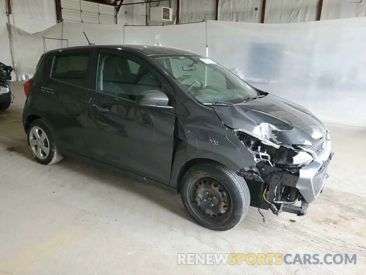 4 Photograph of a damaged car KL8CB6SA3LC462774 CHEVROLET SPARK 2020