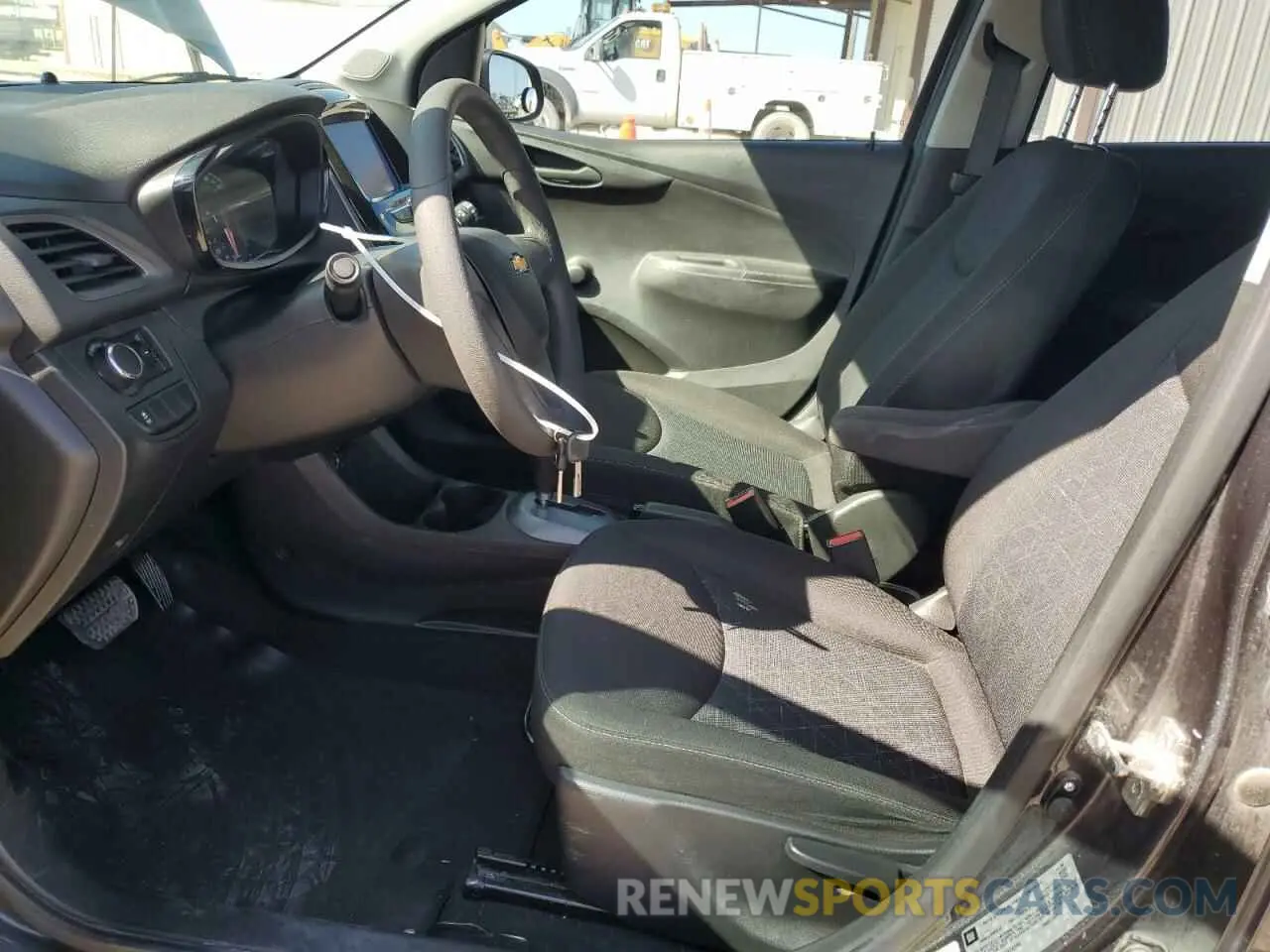 7 Photograph of a damaged car KL8CB6SA3LC474164 CHEVROLET SPARK 2020