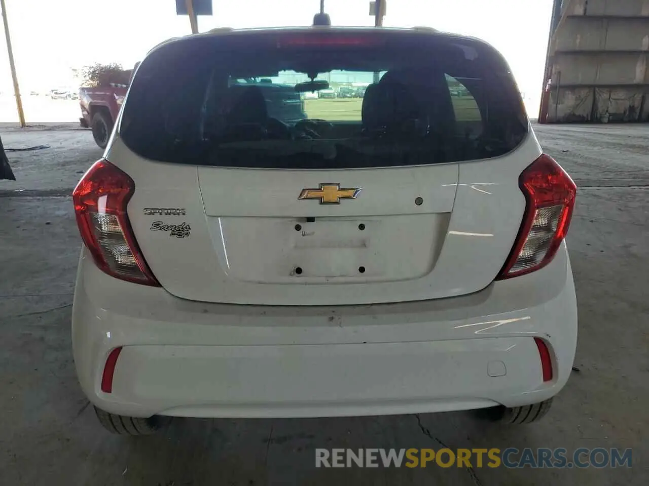 6 Photograph of a damaged car KL8CB6SA3LC474326 CHEVROLET SPARK 2020