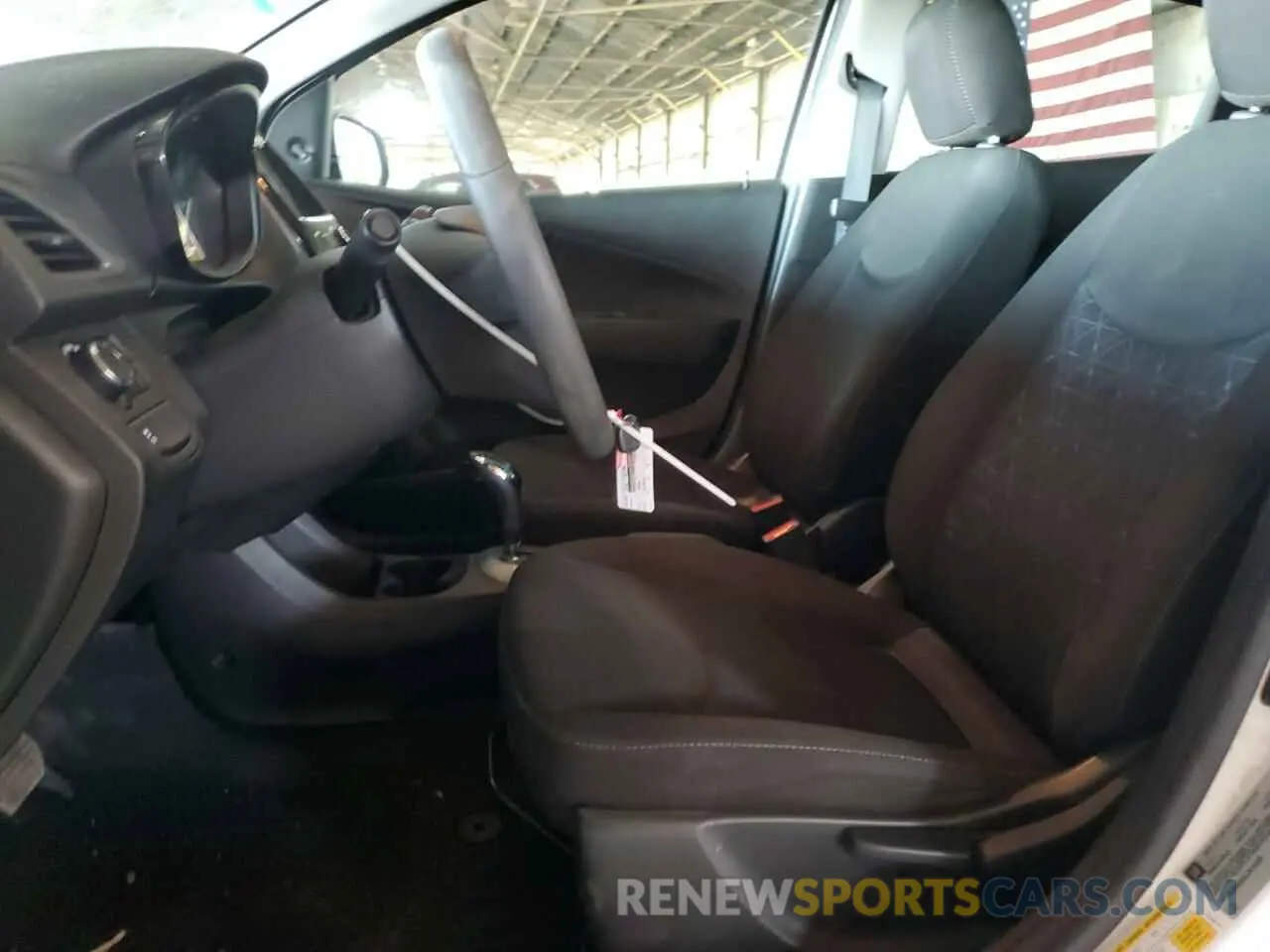 7 Photograph of a damaged car KL8CB6SA3LC474326 CHEVROLET SPARK 2020