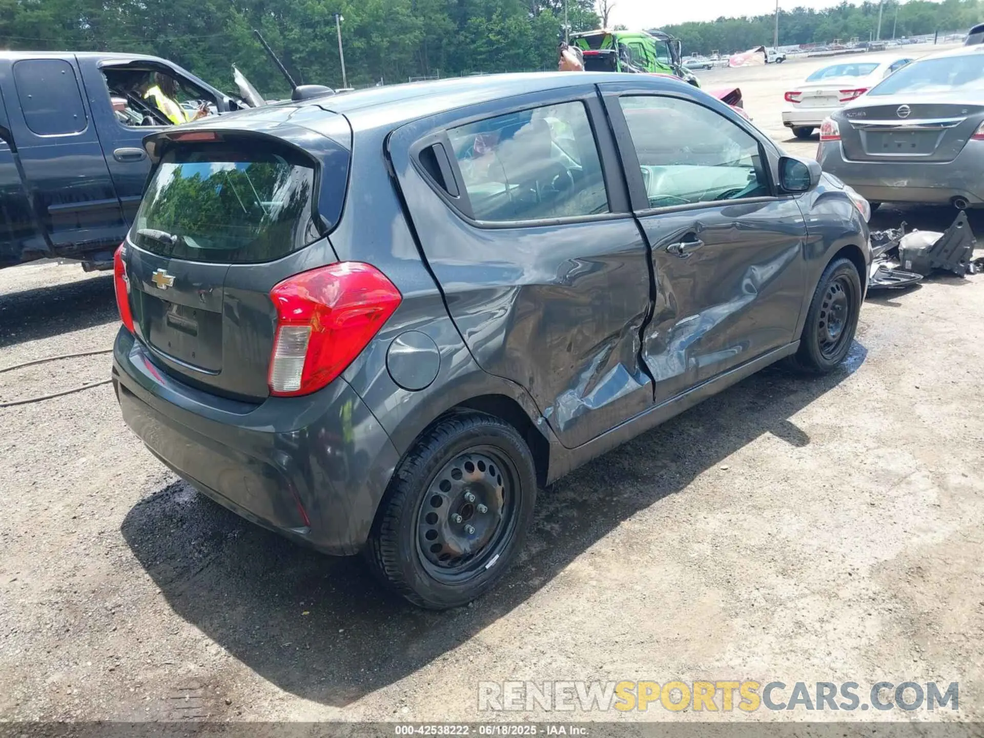 4 Photograph of a damaged car KL8CB6SA3LC474794 CHEVROLET SPARK 2020