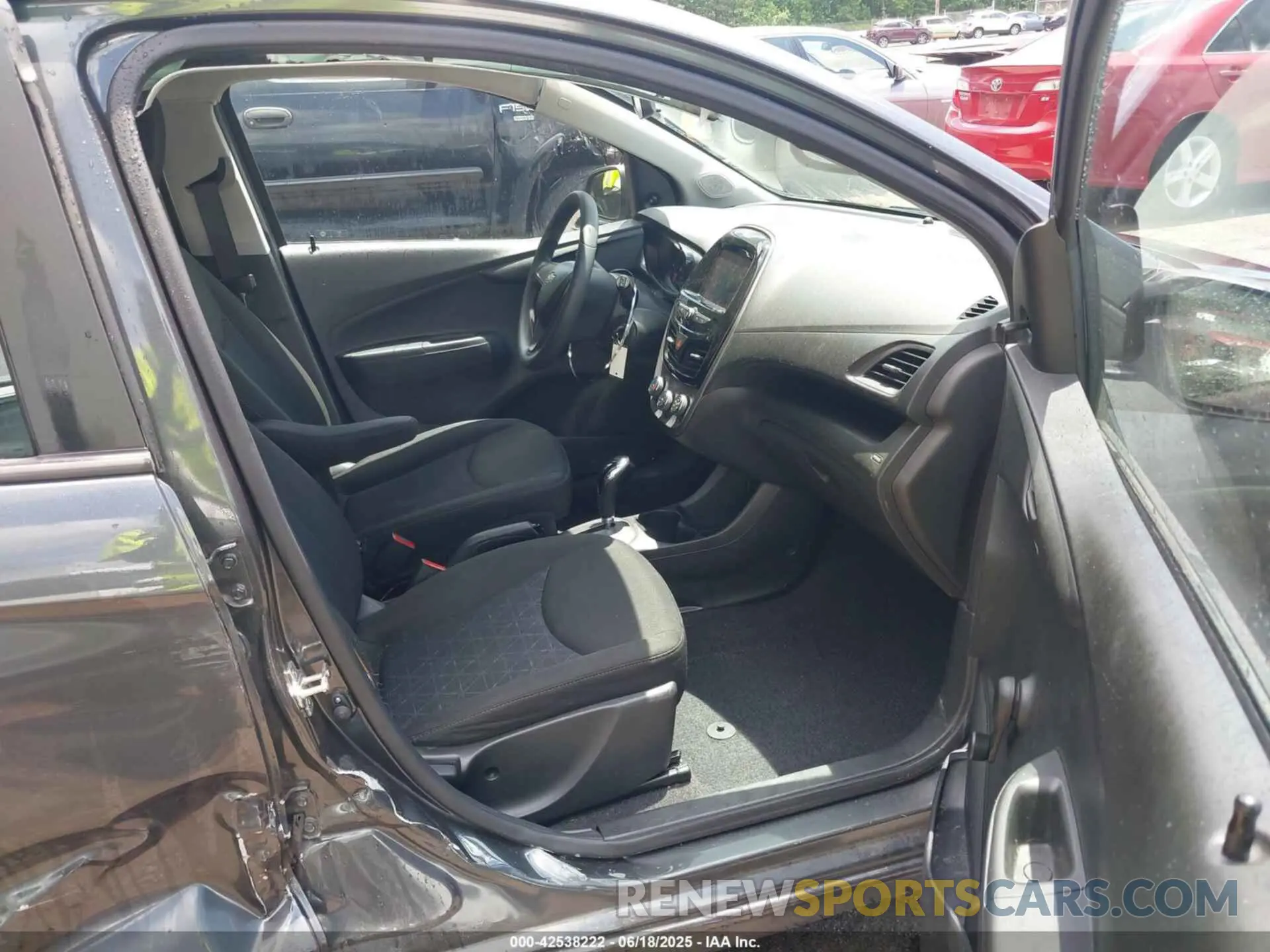 5 Photograph of a damaged car KL8CB6SA3LC474794 CHEVROLET SPARK 2020