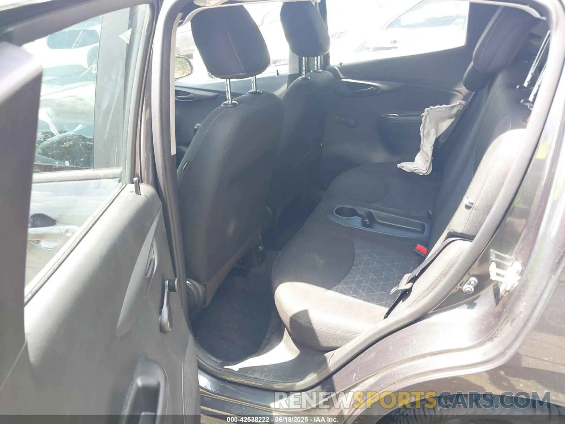 8 Photograph of a damaged car KL8CB6SA3LC474794 CHEVROLET SPARK 2020