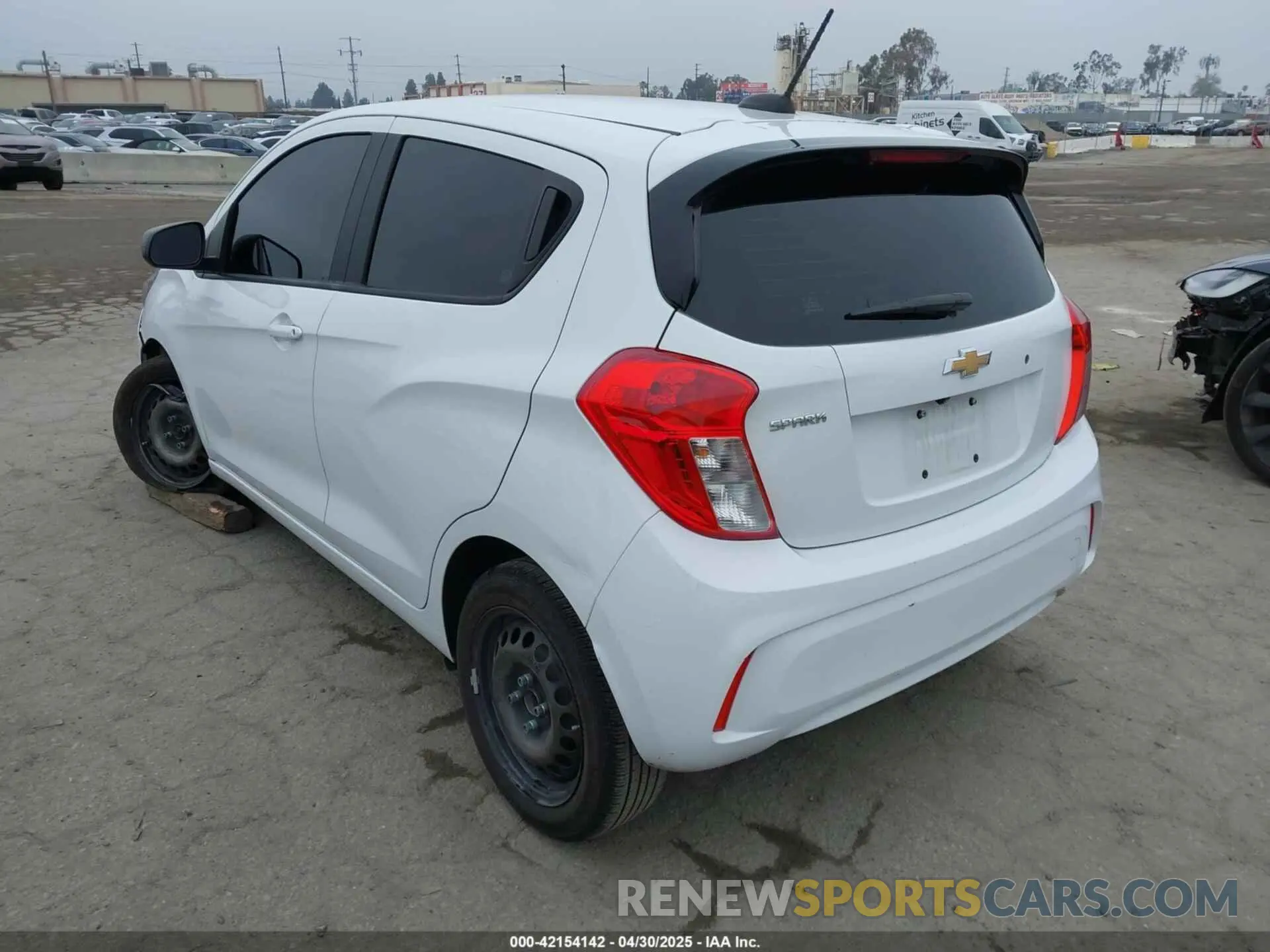 3 Photograph of a damaged car KL8CB6SA4LC403264 CHEVROLET SPARK 2020