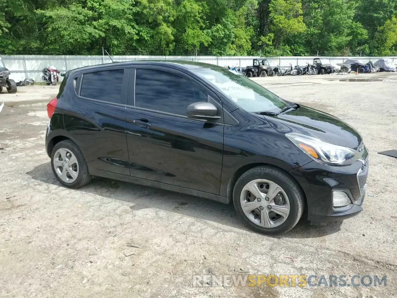 4 Photograph of a damaged car KL8CB6SA4LC445580 CHEVROLET SPARK 2020