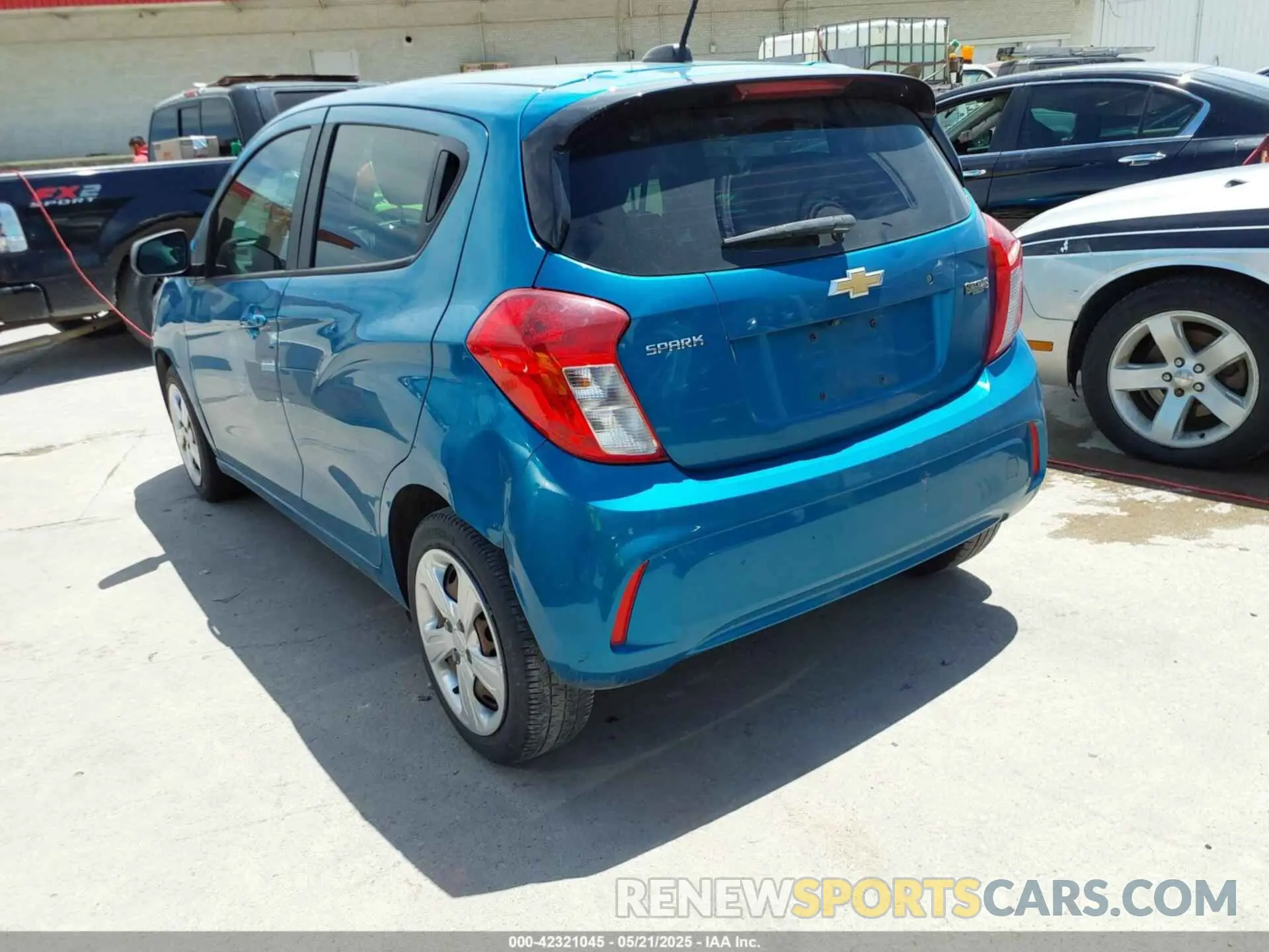 3 Photograph of a damaged car KL8CB6SA5LC407646 CHEVROLET SPARK 2020