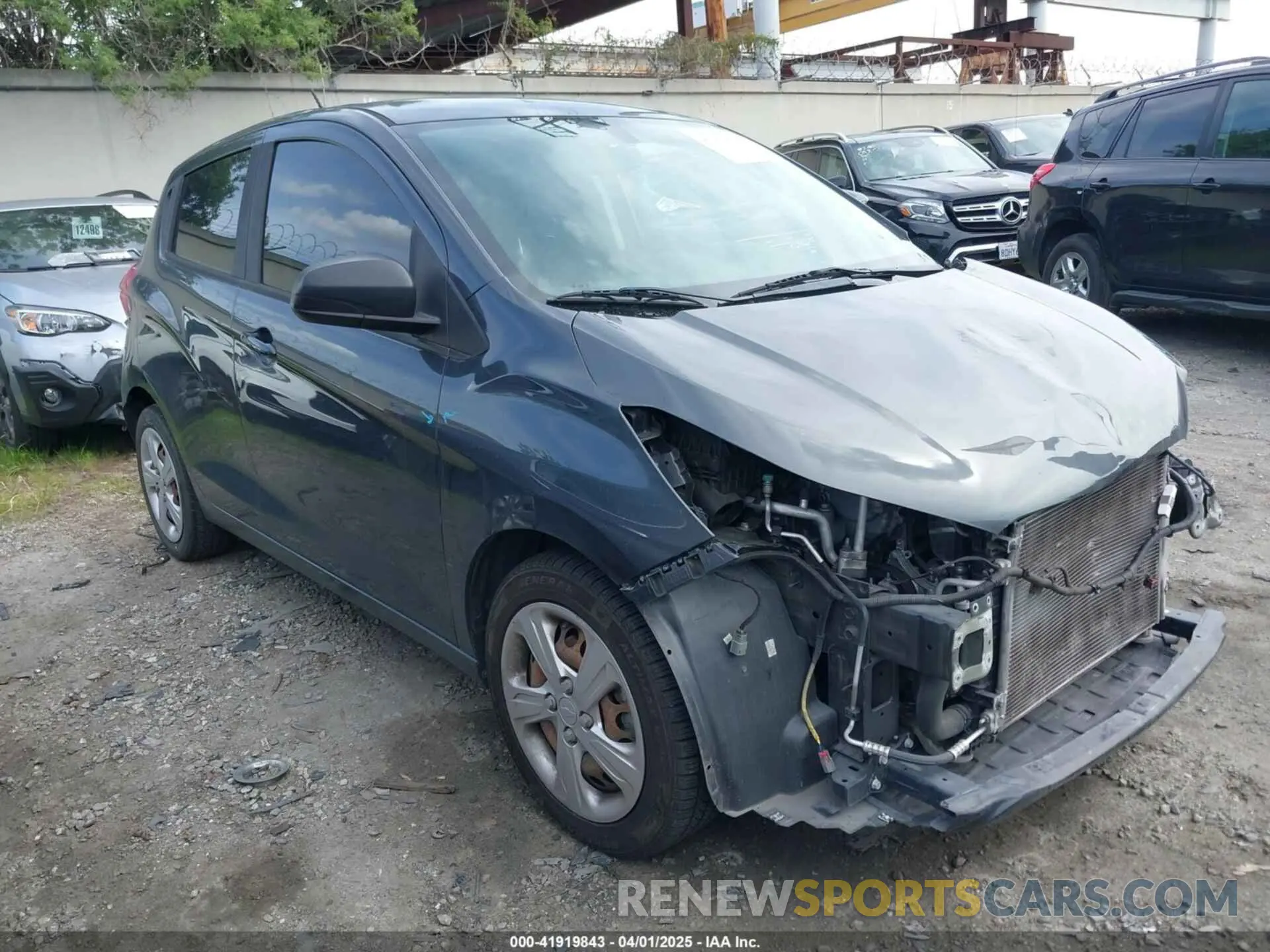1 Photograph of a damaged car KL8CB6SA5LC429503 CHEVROLET SPARK 2020