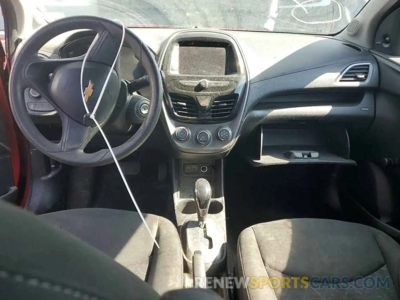 8 Photograph of a damaged car KL8CB6SA5LC475364 CHEVROLET SPARK 2020