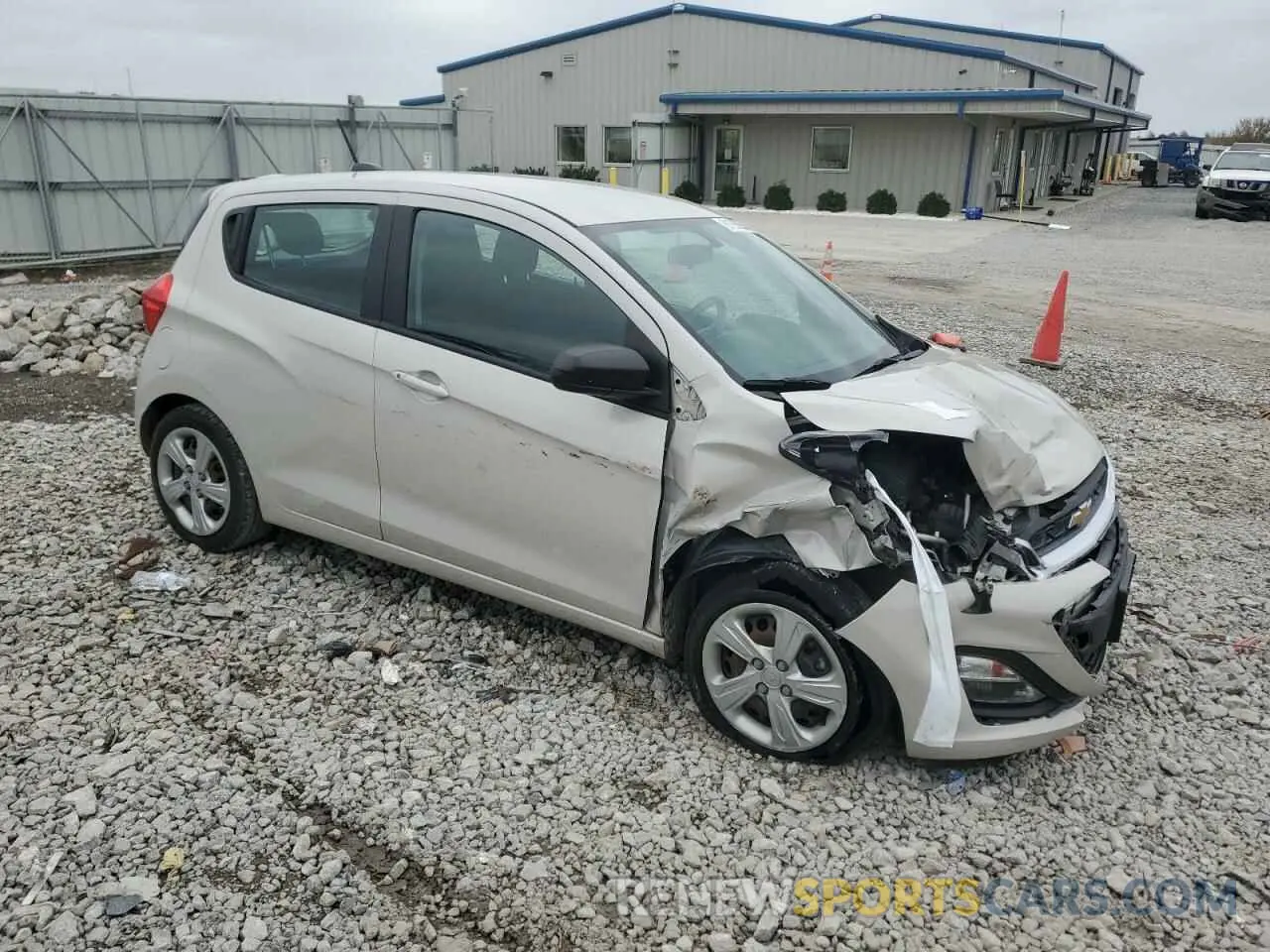 4 Photograph of a damaged car KL8CB6SA6LC405078 CHEVROLET SPARK 2020
