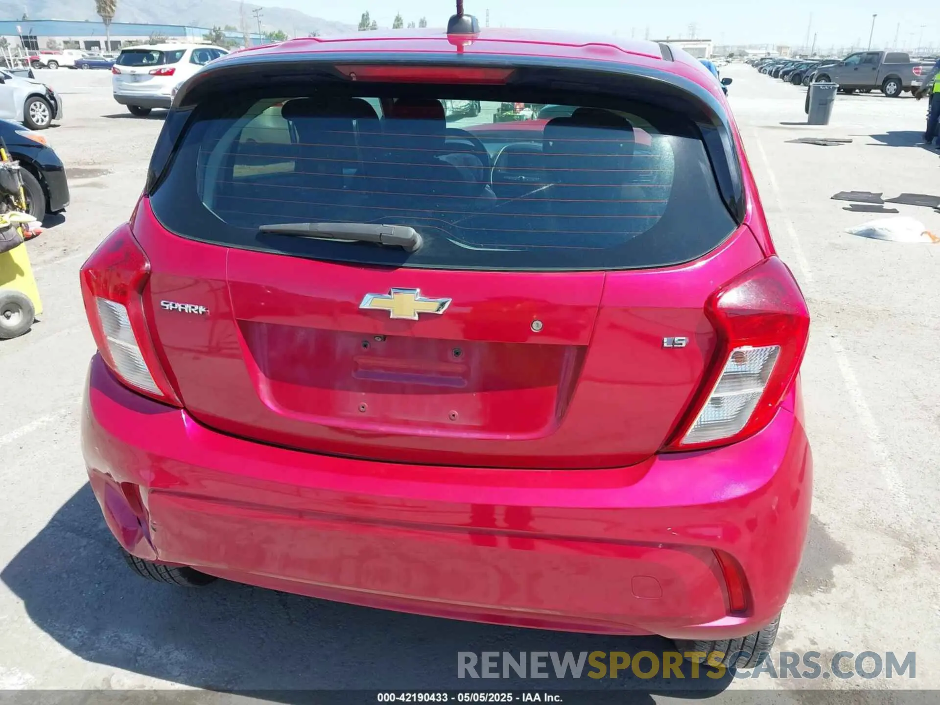 17 Photograph of a damaged car KL8CB6SA6LC419708 CHEVROLET SPARK 2020