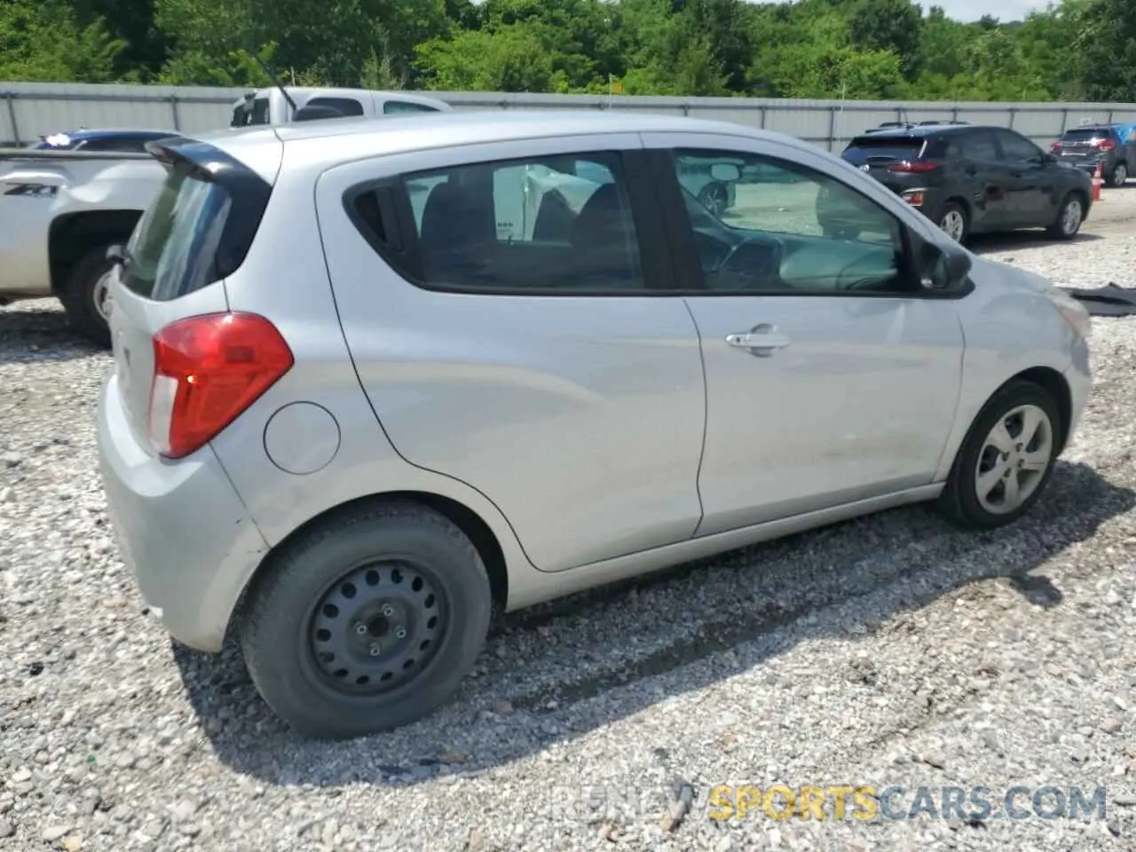 3 Photograph of a damaged car KL8CB6SA6LC428280 CHEVROLET SPARK 2020