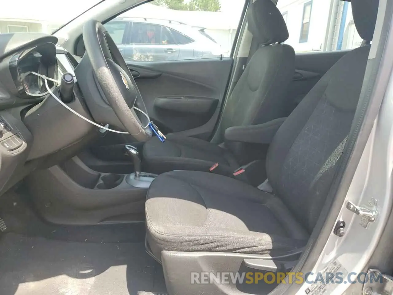 7 Photograph of a damaged car KL8CB6SA6LC428280 CHEVROLET SPARK 2020