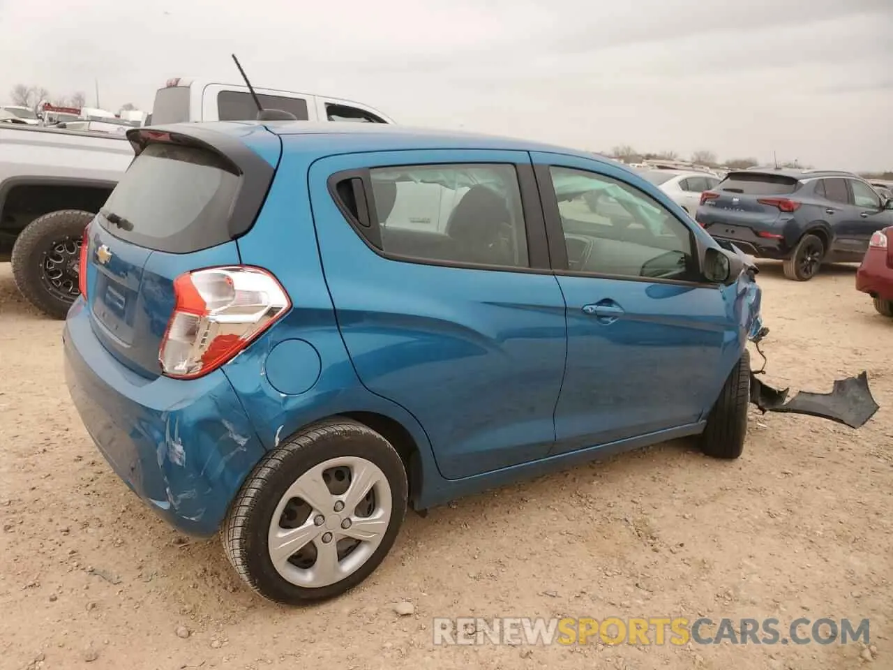 3 Photograph of a damaged car KL8CB6SA6LC452014 CHEVROLET SPARK 2020