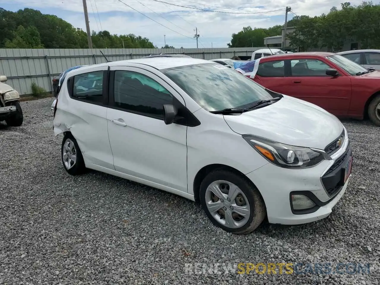 4 Photograph of a damaged car KL8CB6SA6LC460730 CHEVROLET SPARK 2020
