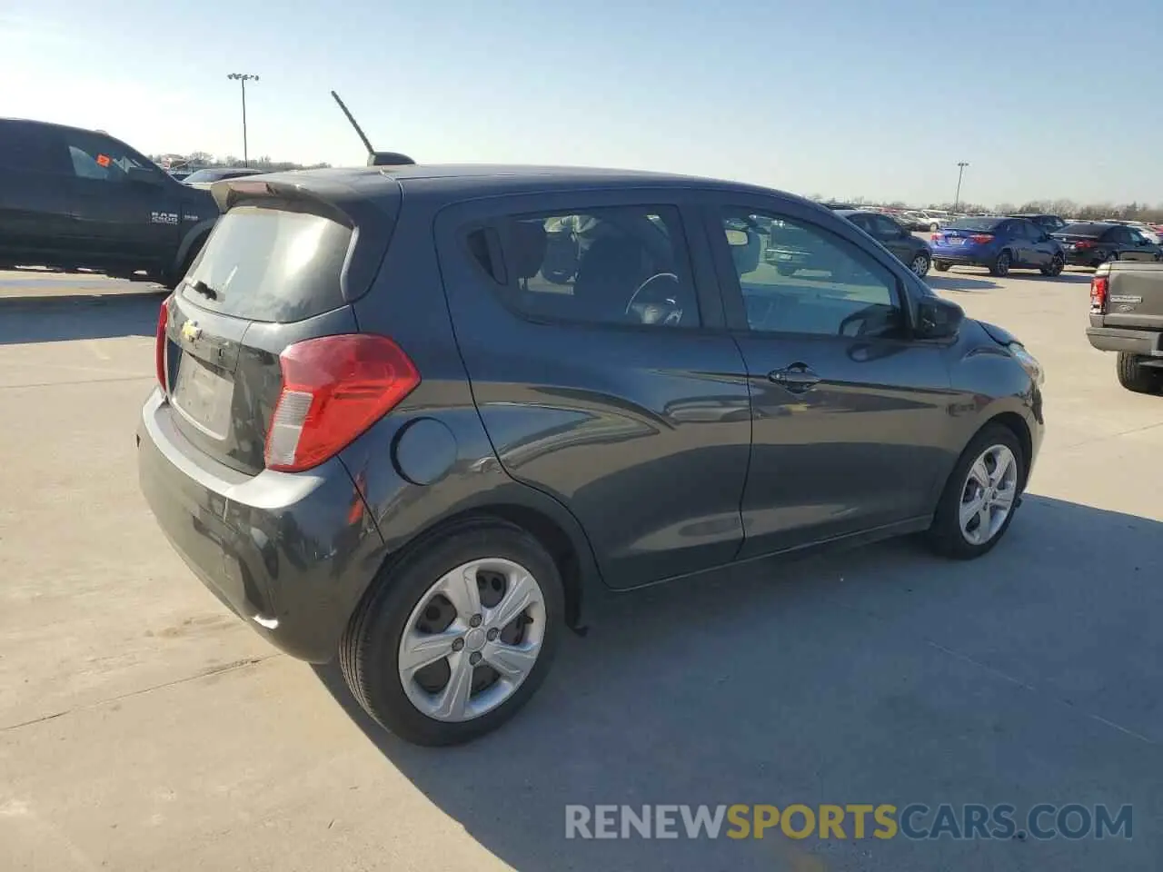 3 Photograph of a damaged car KL8CB6SA7LC409964 CHEVROLET SPARK 2020