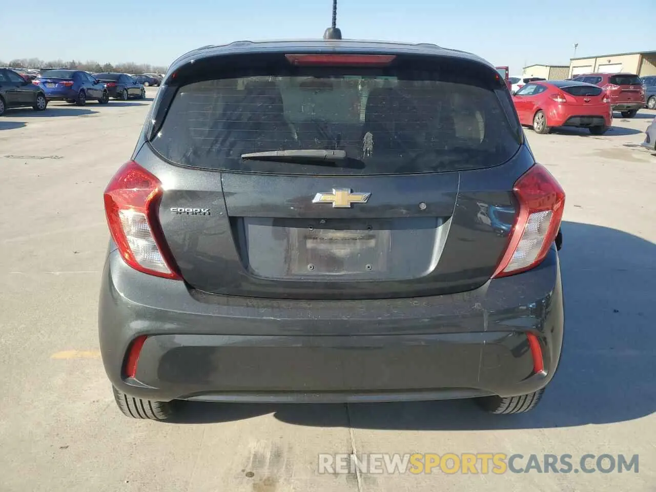 6 Photograph of a damaged car KL8CB6SA7LC409964 CHEVROLET SPARK 2020