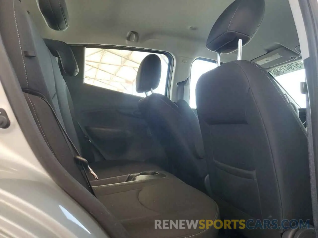 10 Photograph of a damaged car KL8CB6SA7LC456556 CHEVROLET SPARK 2020