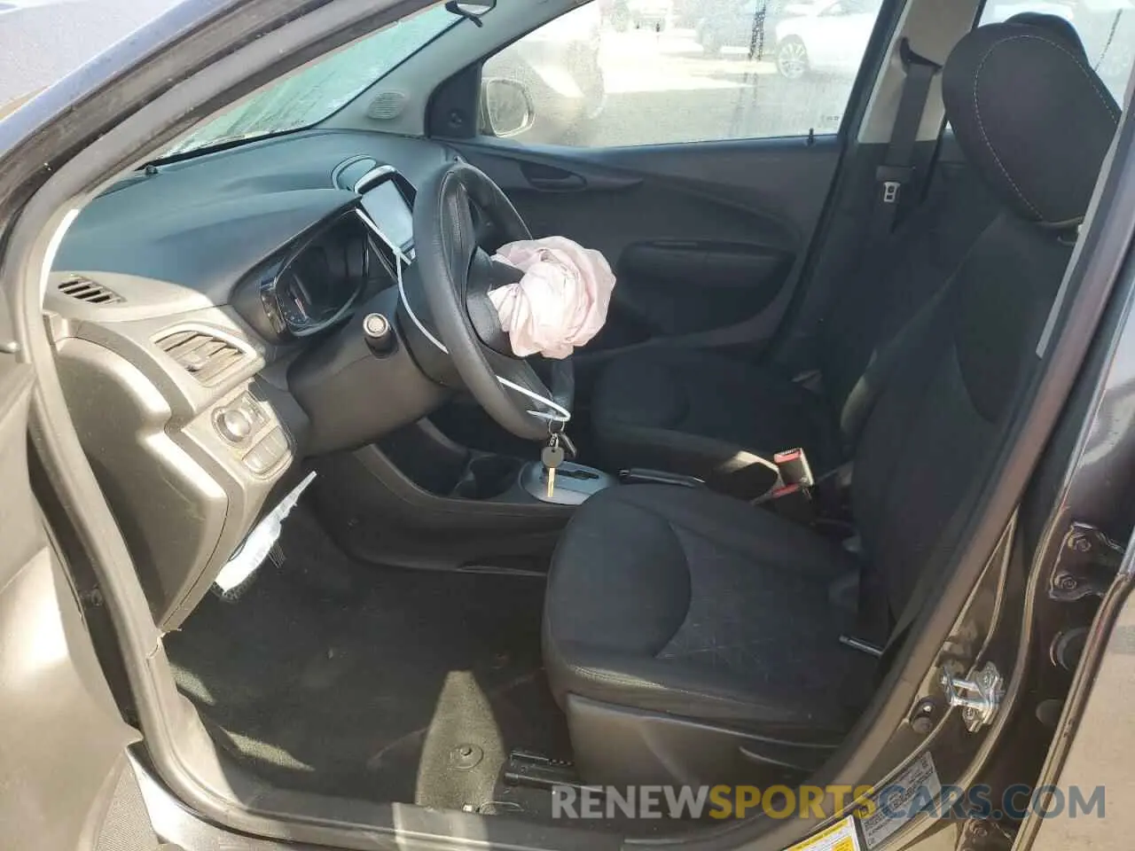 7 Photograph of a damaged car KL8CB6SA7LC458114 CHEVROLET SPARK 2020