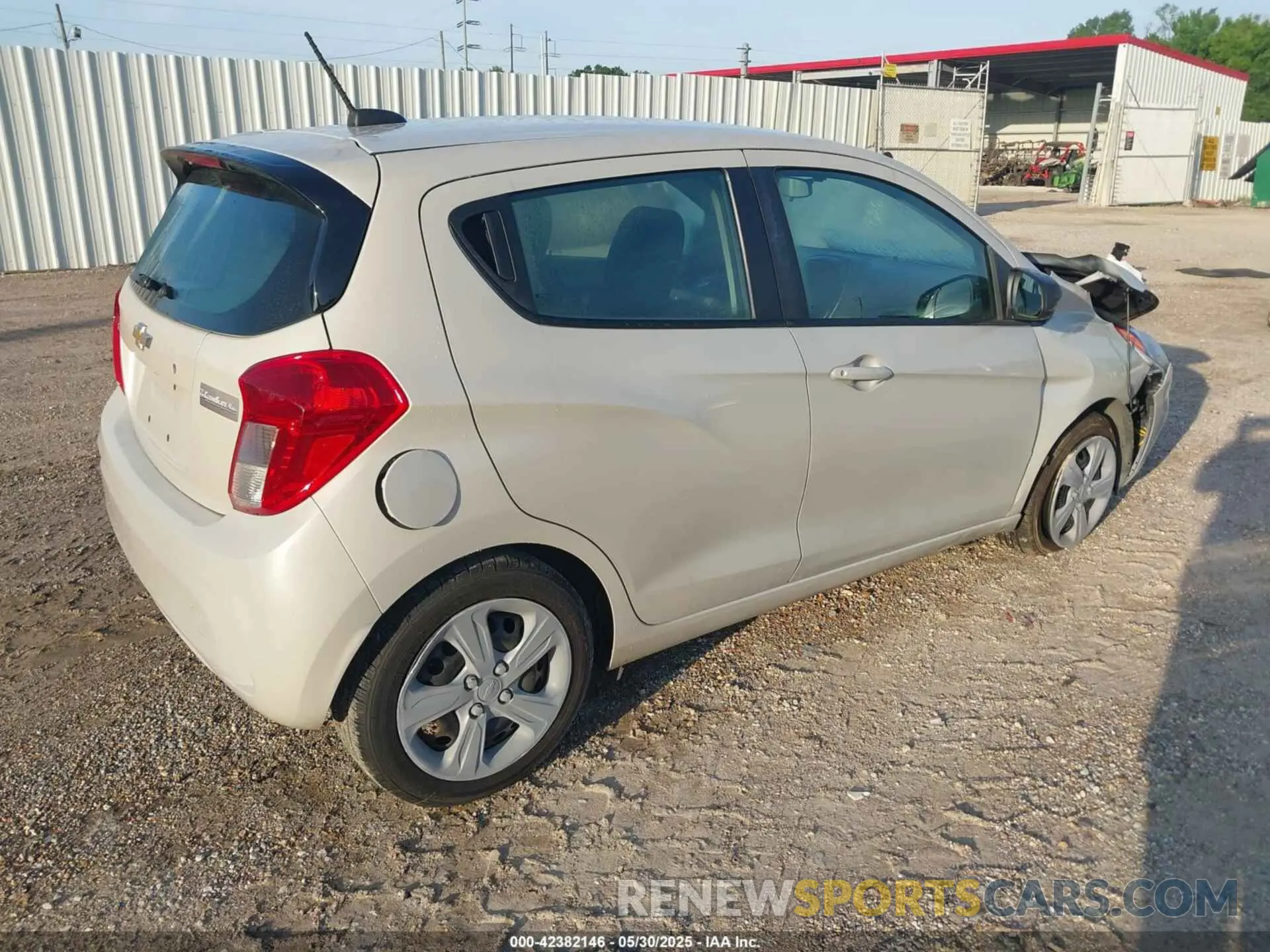 4 Photograph of a damaged car KL8CB6SA7LC478301 CHEVROLET SPARK 2020