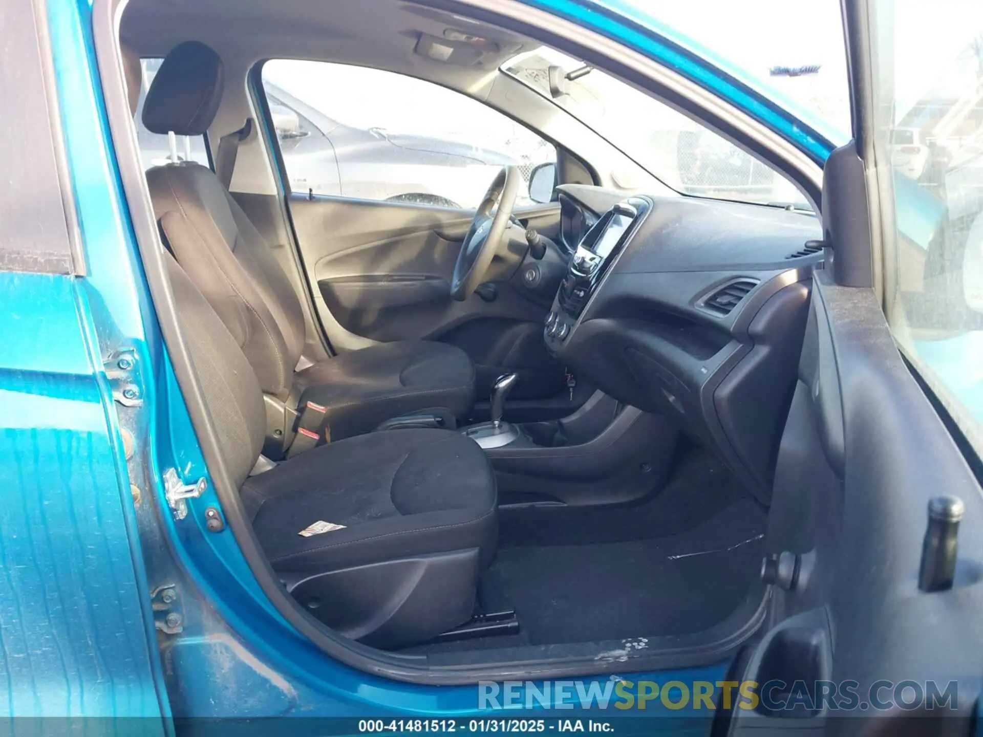 5 Photograph of a damaged car KL8CB6SA8LC404336 CHEVROLET SPARK 2020