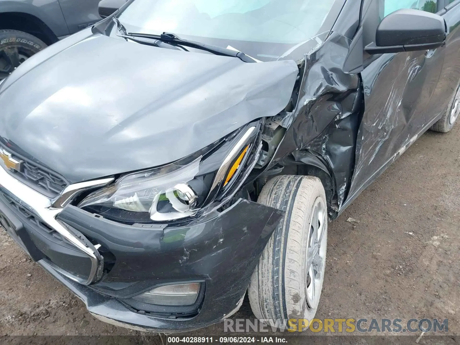 6 Photograph of a damaged car KL8CB6SA8LC414512 CHEVROLET SPARK 2020