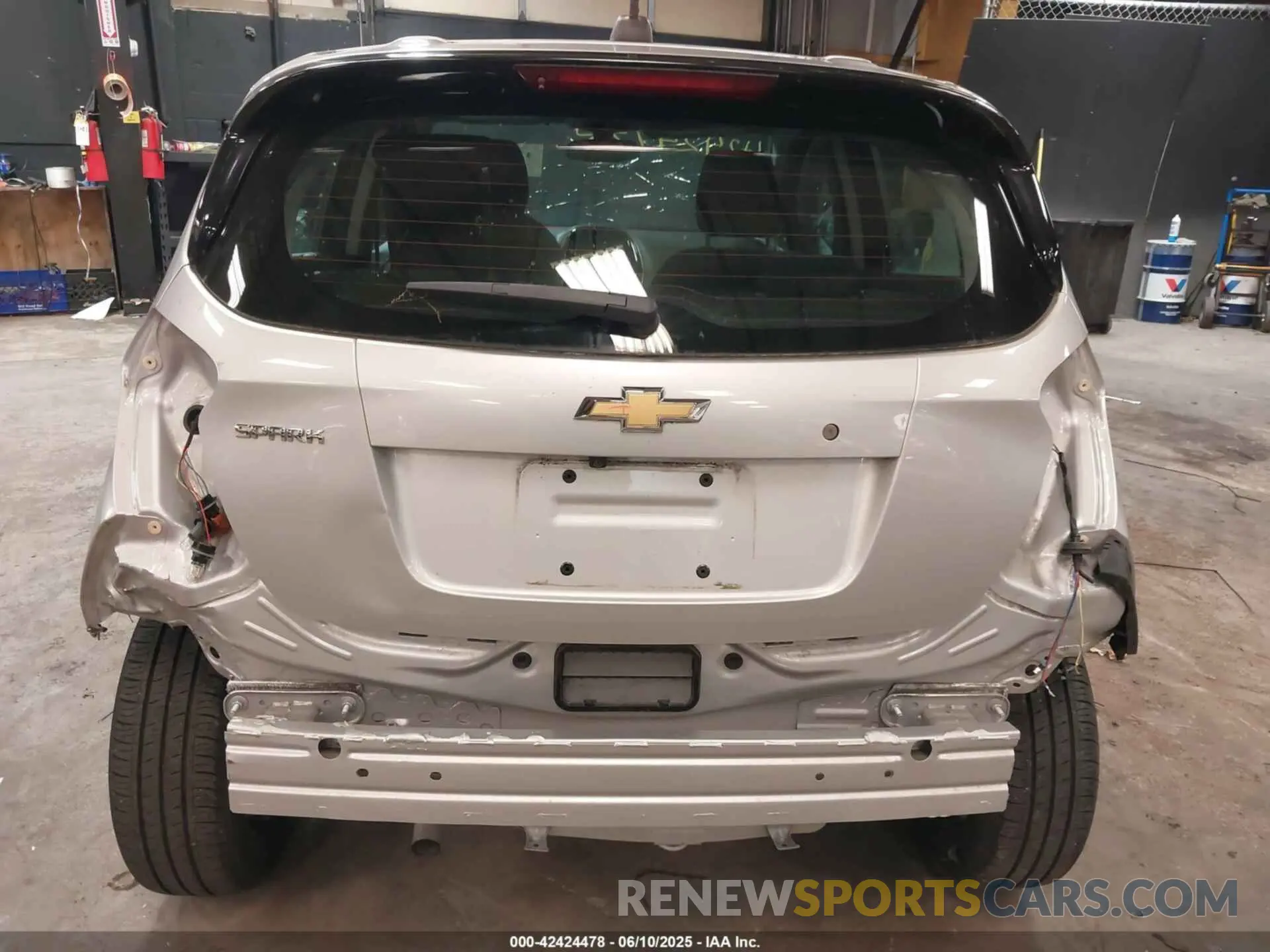 6 Photograph of a damaged car KL8CB6SA8LC420939 CHEVROLET SPARK 2020
