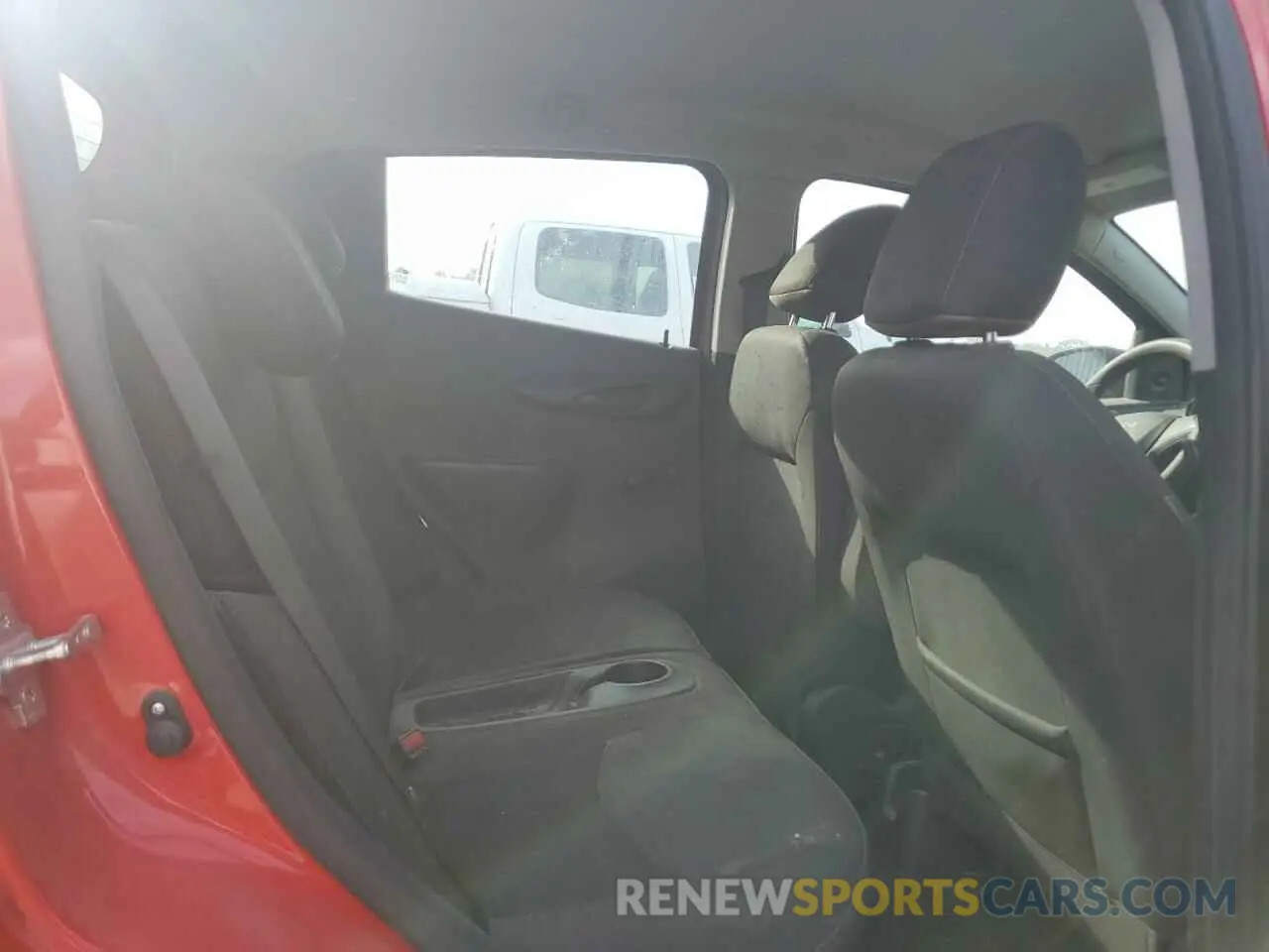 10 Photograph of a damaged car KL8CB6SA8LC421752 CHEVROLET SPARK 2020