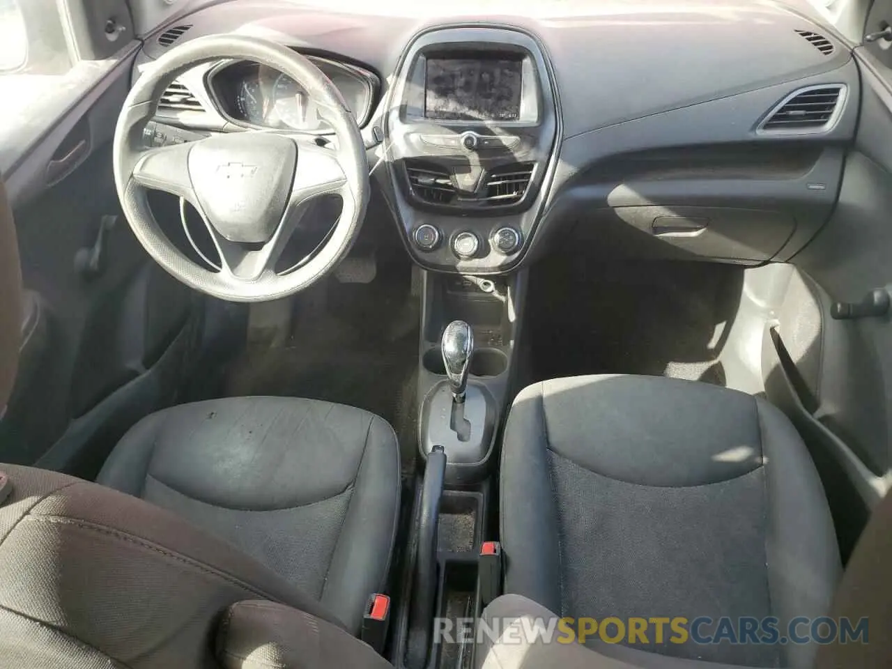 8 Photograph of a damaged car KL8CB6SA8LC421752 CHEVROLET SPARK 2020