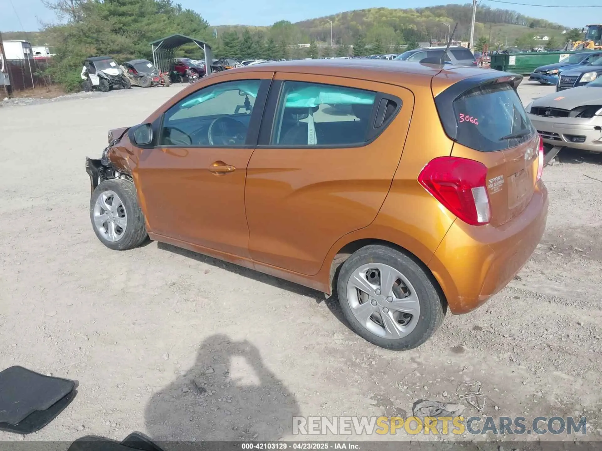 3 Photograph of a damaged car KL8CB6SA8LC453066 CHEVROLET SPARK 2020