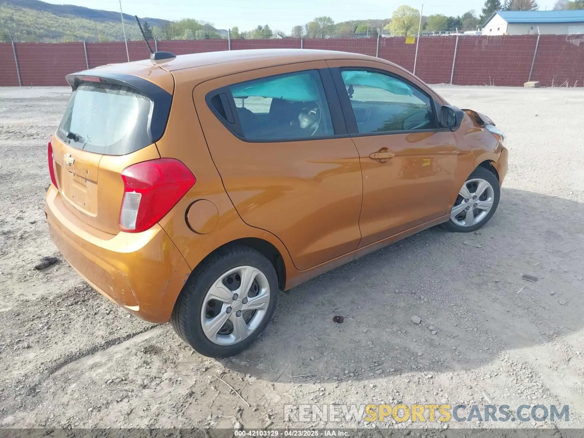 4 Photograph of a damaged car KL8CB6SA8LC453066 CHEVROLET SPARK 2020