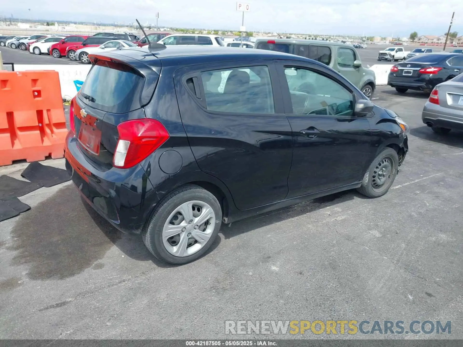 4 Photograph of a damaged car KL8CB6SA8LC456999 CHEVROLET SPARK 2020