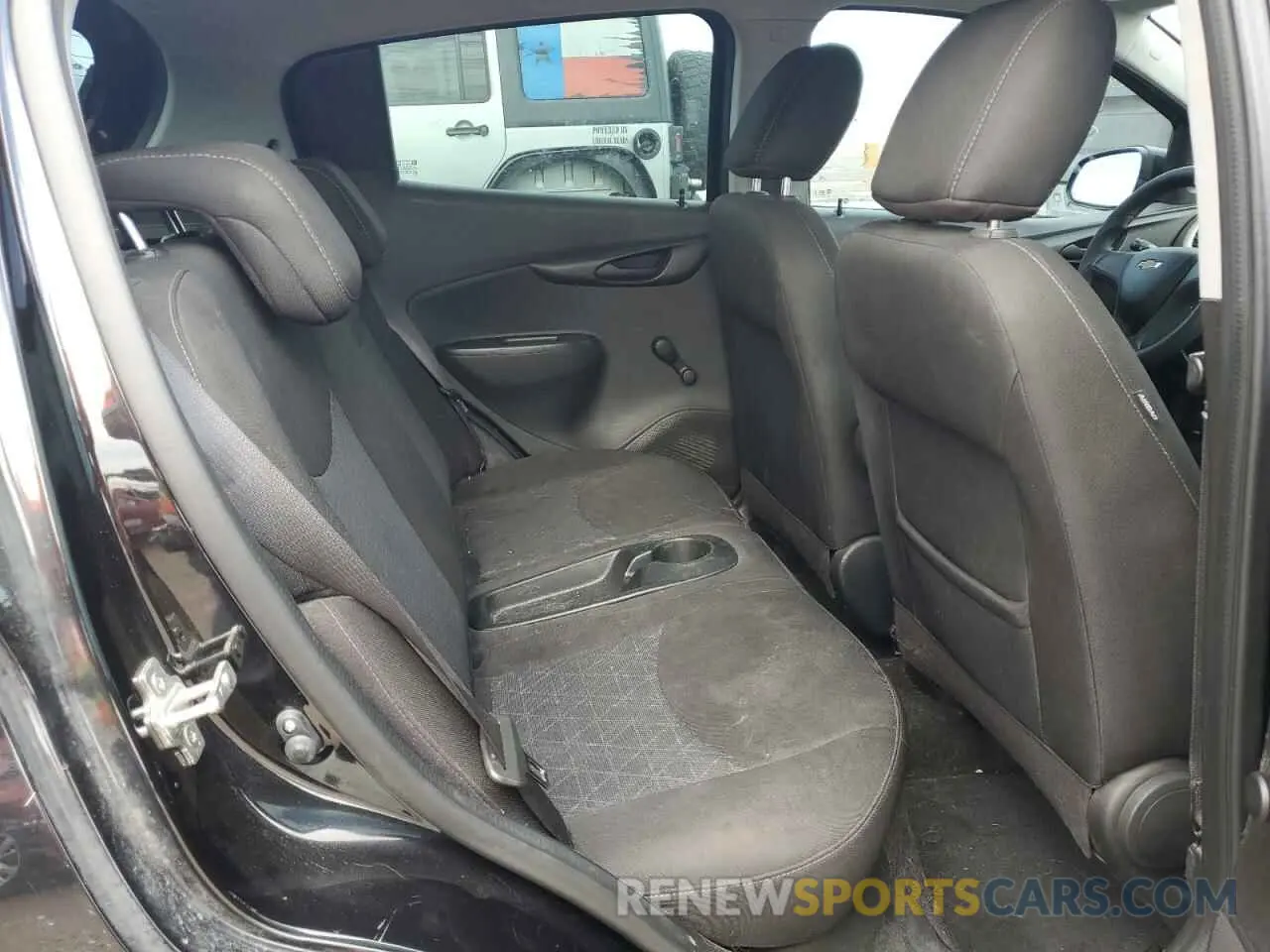 10 Photograph of a damaged car KL8CB6SA8LC466402 CHEVROLET SPARK 2020
