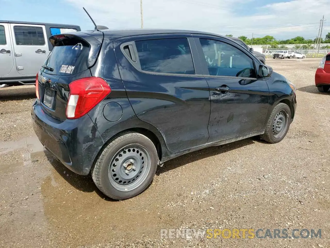 3 Photograph of a damaged car KL8CB6SA8LC466402 CHEVROLET SPARK 2020
