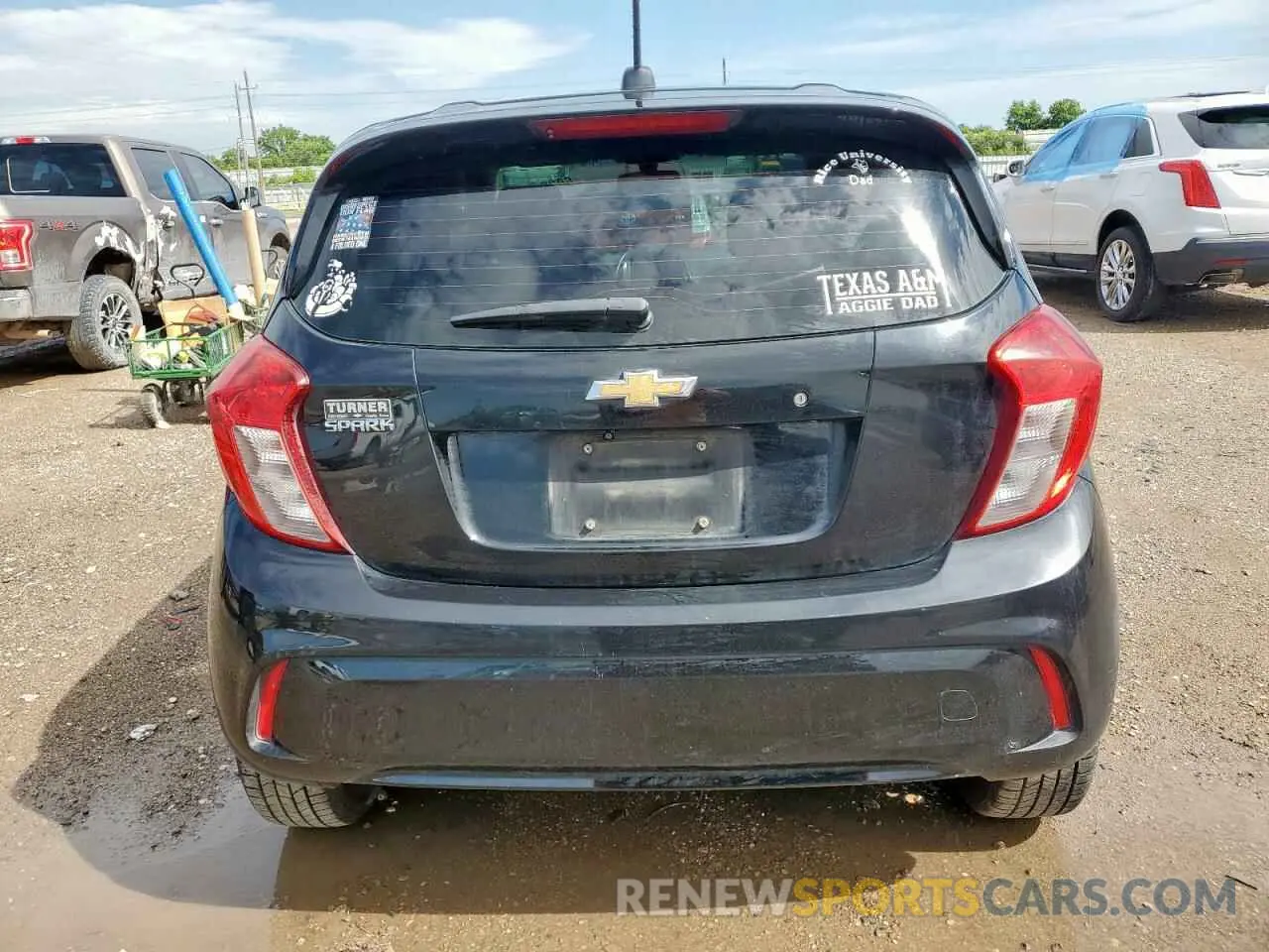 6 Photograph of a damaged car KL8CB6SA8LC466402 CHEVROLET SPARK 2020