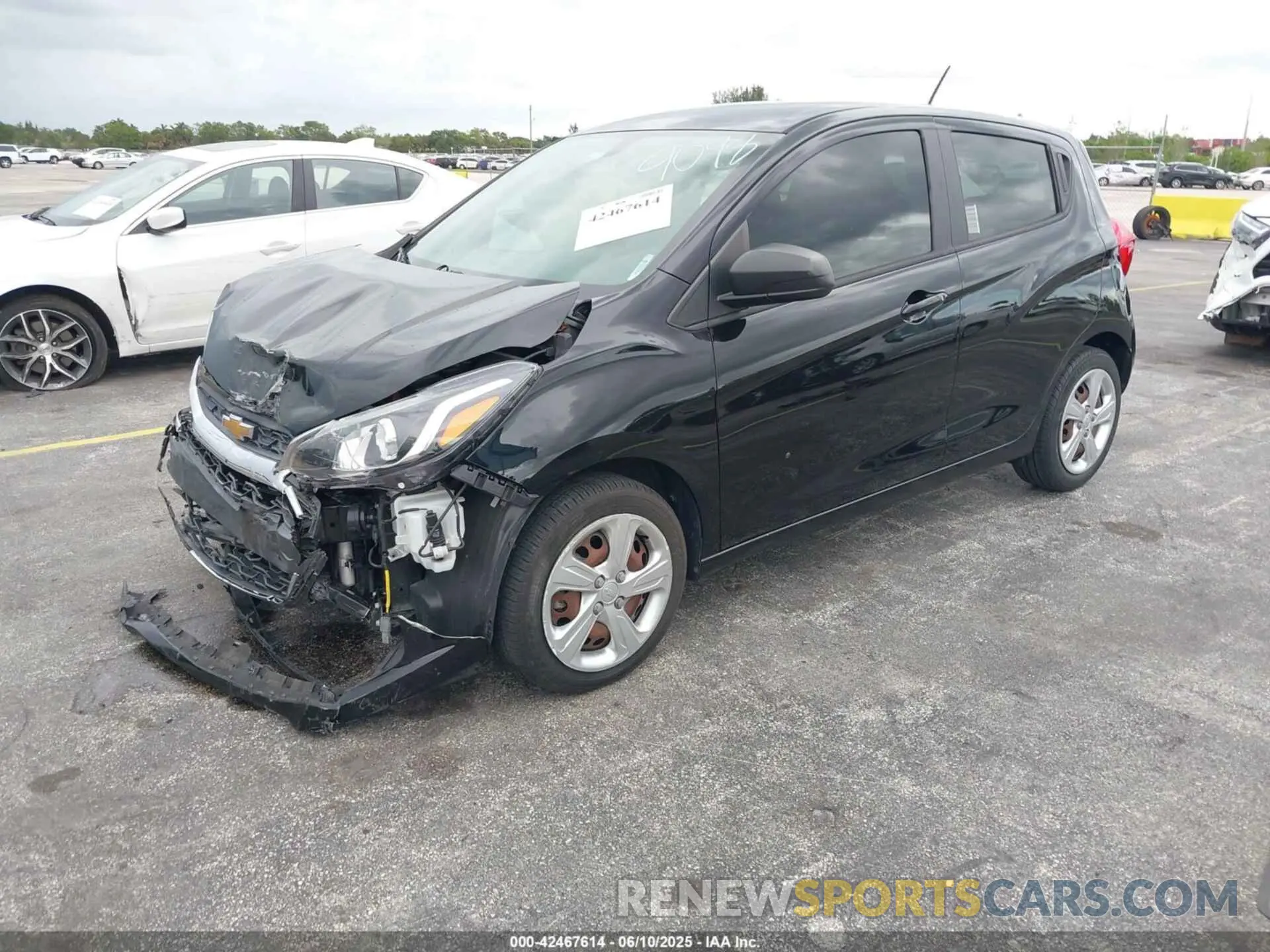 2 Photograph of a damaged car KL8CB6SA8LC479098 CHEVROLET SPARK 2020