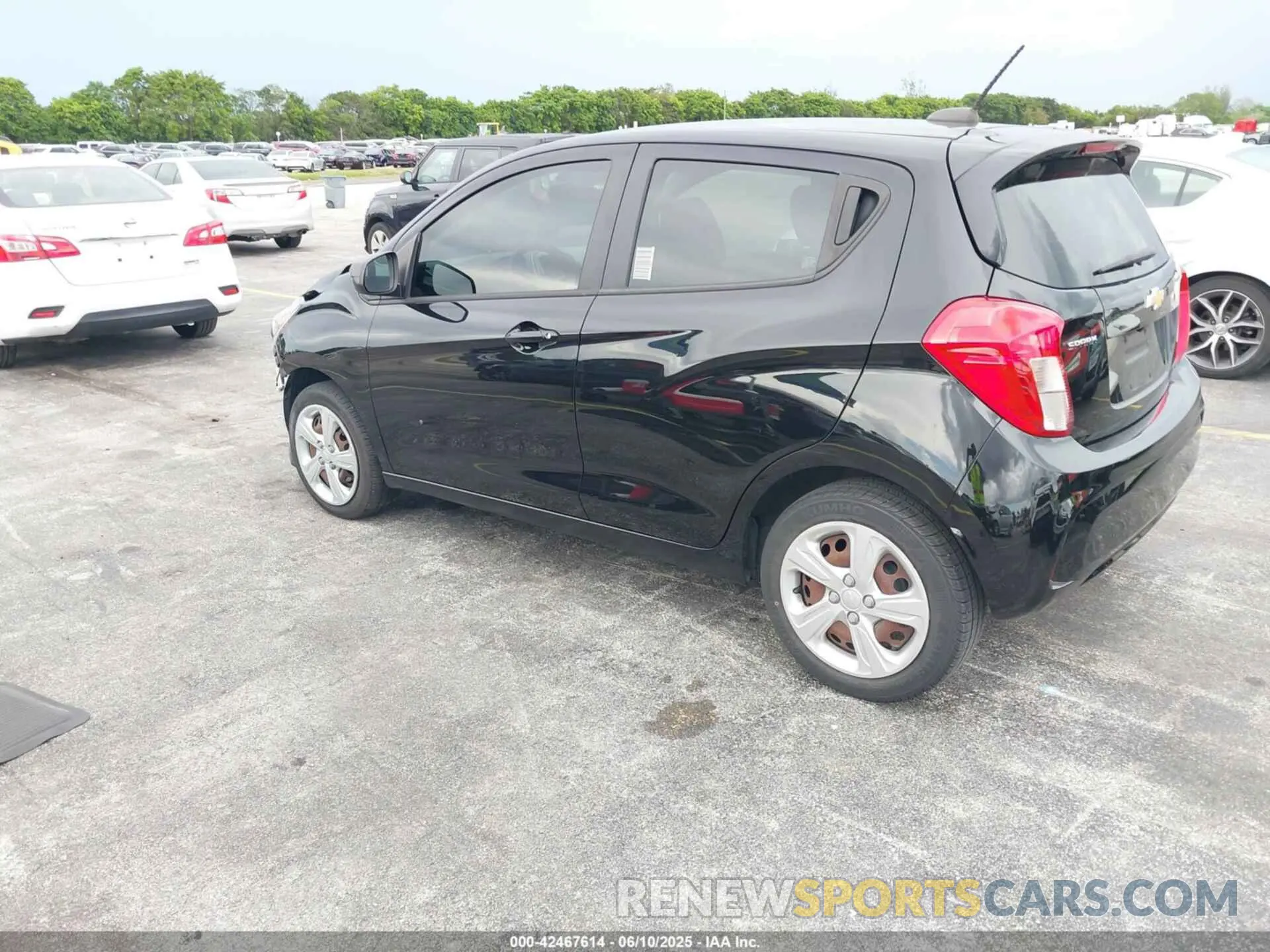 3 Photograph of a damaged car KL8CB6SA8LC479098 CHEVROLET SPARK 2020