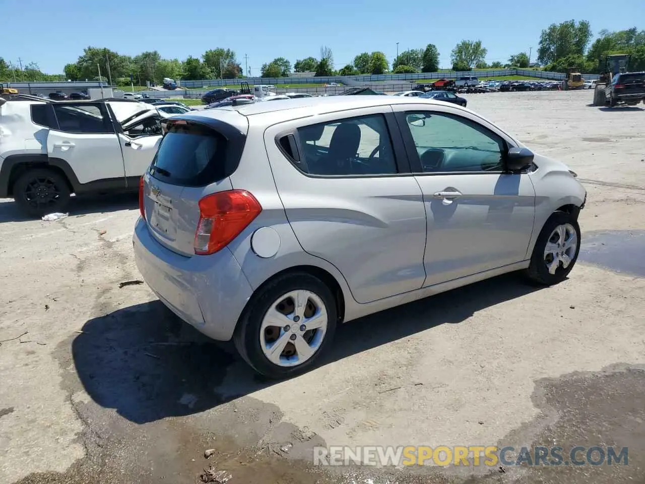 3 Photograph of a damaged car KL8CB6SA9LC416009 CHEVROLET SPARK 2020