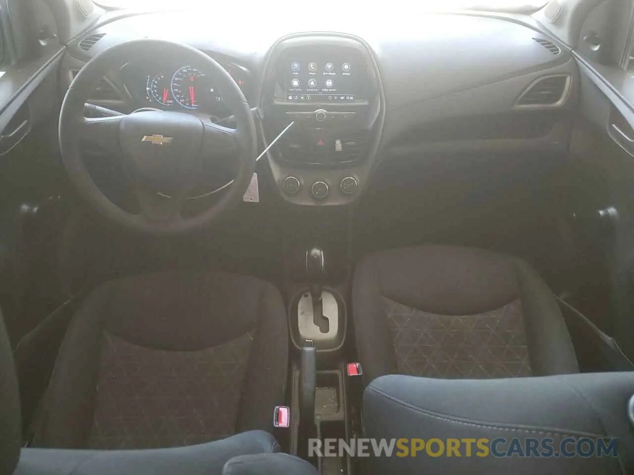 8 Photograph of a damaged car KL8CB6SA9LC464268 CHEVROLET SPARK 2020