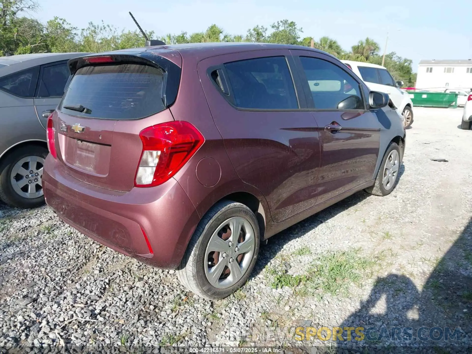 4 Photograph of a damaged car KL8CB6SA9LC465016 CHEVROLET SPARK 2020